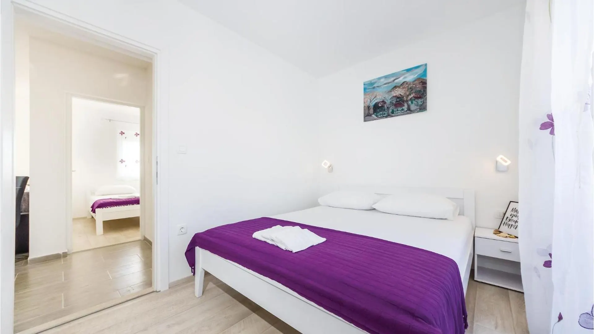 Cozy Apartment In Maslenica With Wifi 0*,