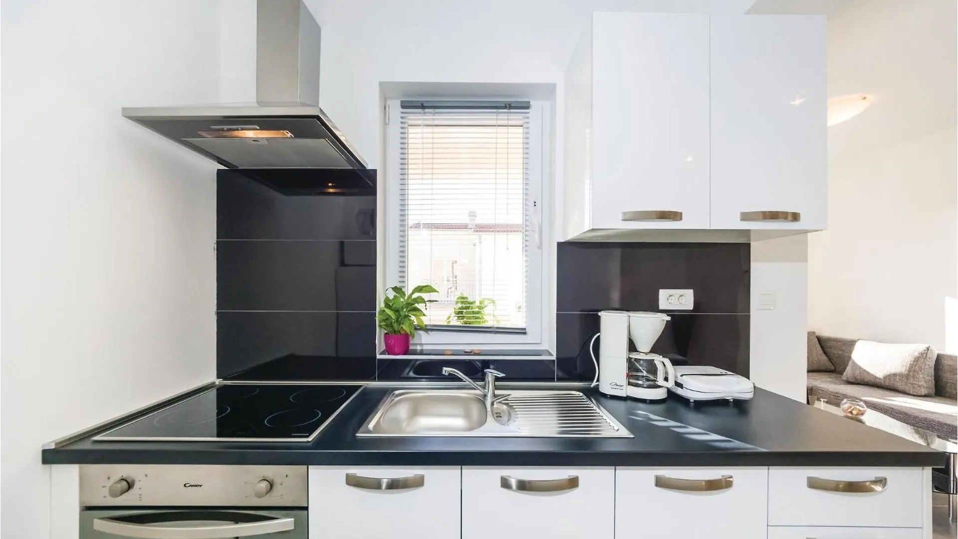 Cozy Apartment In Maslenica With Wifi Κροατία