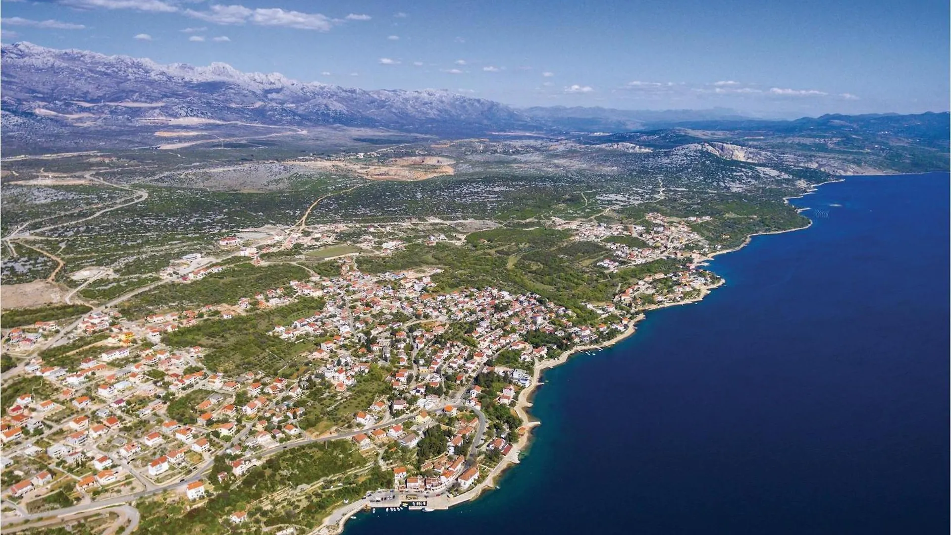 Cozy Apartment In Maslenica With Wifi